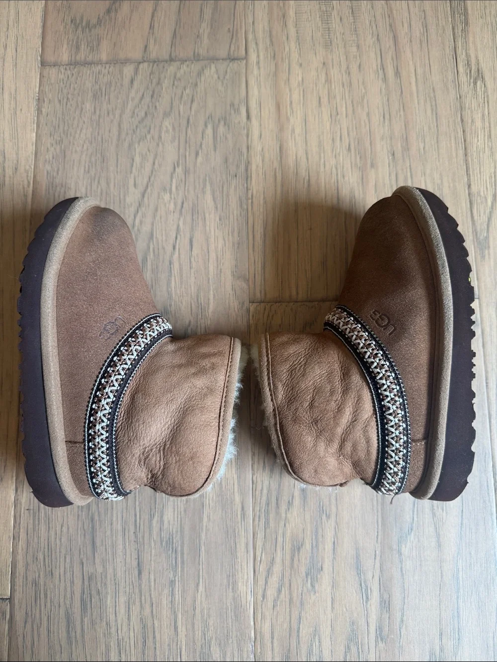 UGG Kids Classic Mini Crescent Tasman Chestnut Boots